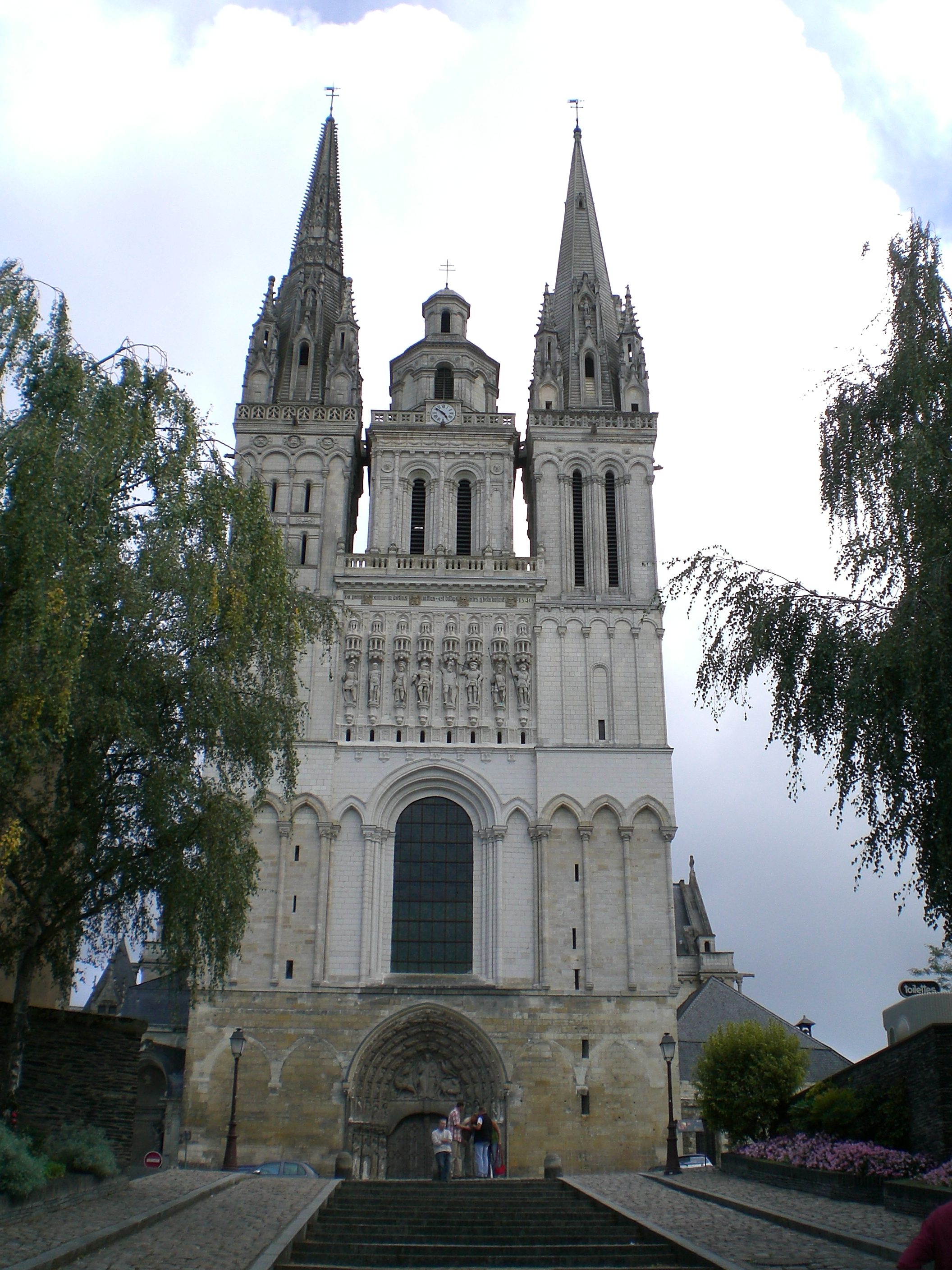 La restauration des peintures de la cathédrale d’Angers