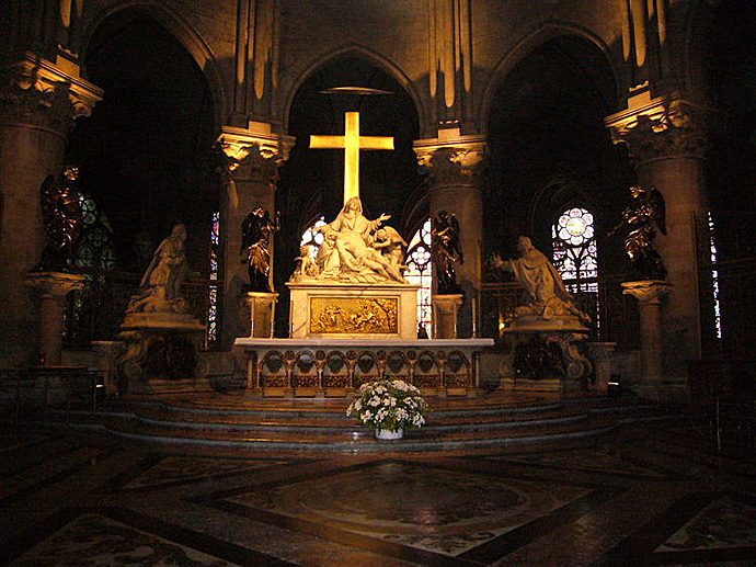 La Croix et la Gloire de Marc Couturier à Notre-Dame de Paris